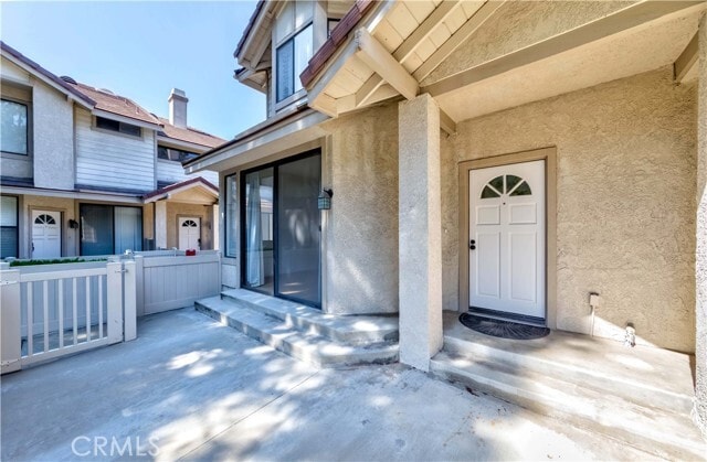 Building Photo - 2577 Plaza del Amo