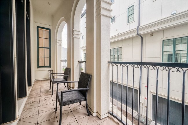 Building Photo - 5416 Jackson St