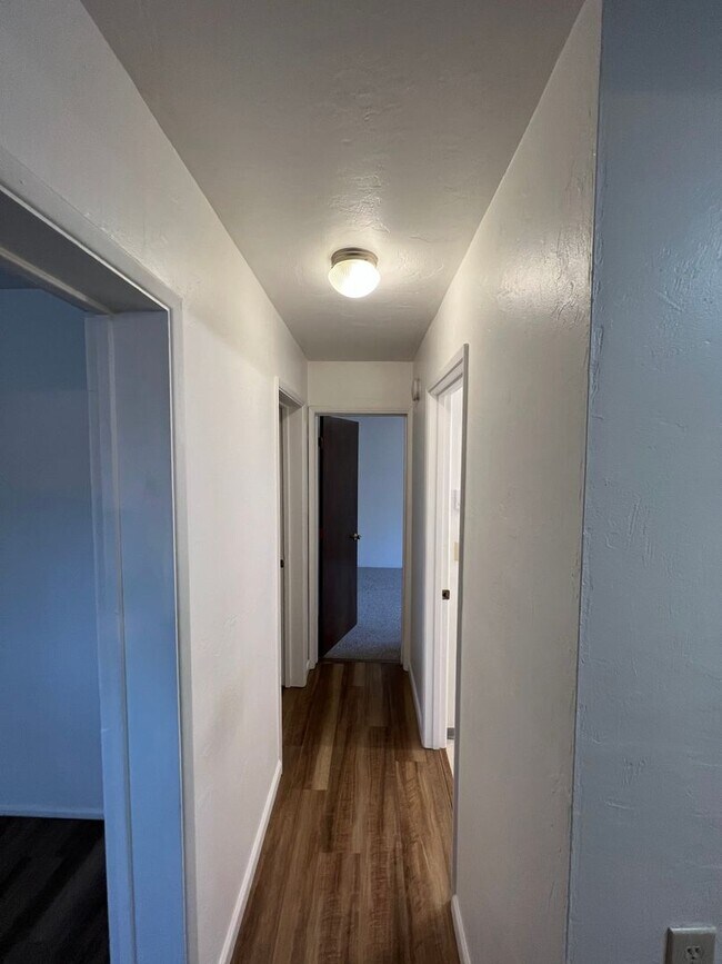 Building Photo - 2 Bedroom in Colllege Hill/Friendly Area