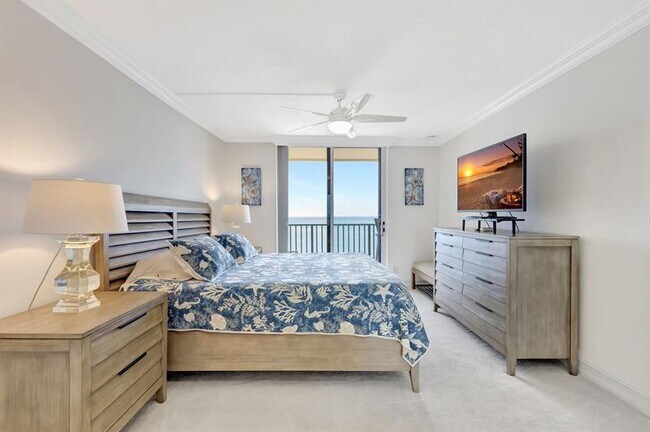 Building Photo - 300 Ocean Trail Way