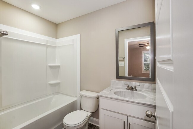 Building Photo - Modern Townhome with Attached Garage and Stainless Steel Appliances