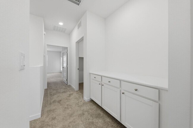 Building Photo - Brand New 3 Bedroom Stylish Henderson Townhome in Black Mountain Ranch