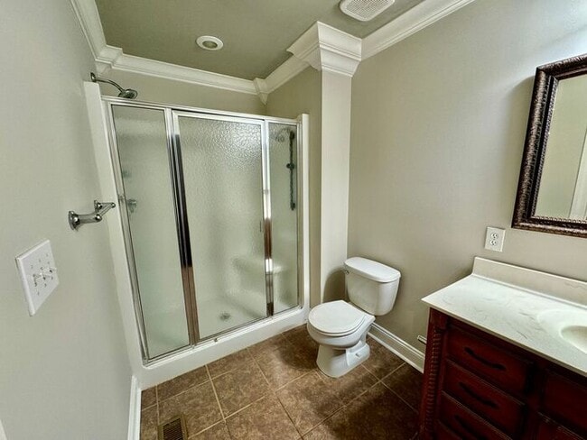 Building Photo - Home available in popular area