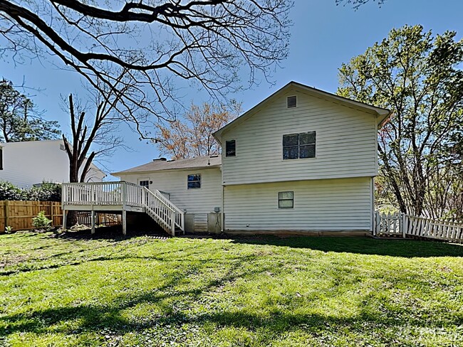 Building Photo - 8080 Sumit Creek Dr NW
