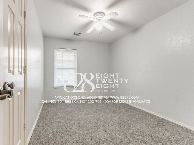 Building Photo - *COMING JANUARY 2026* Beautiful 3 Bed/2 Bath Single Family Home in West Norman's Cambridge Addition!