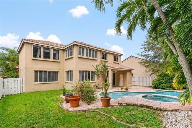Building Photo - 1325 Camellia Cir