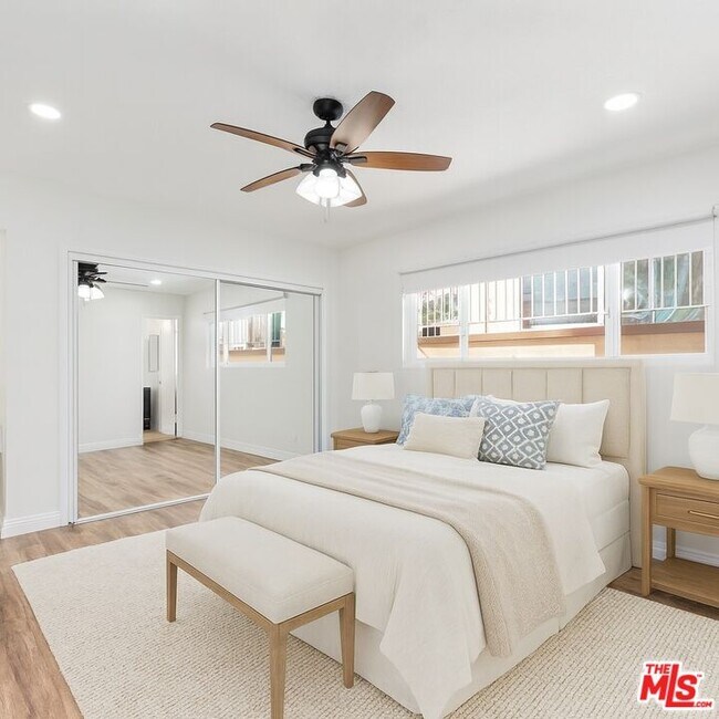 Building Photo - 1907 Selby Ave