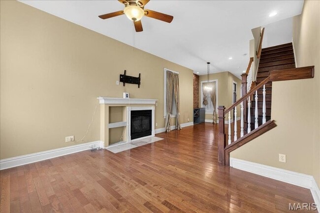 Building Photo - Benton Park home.