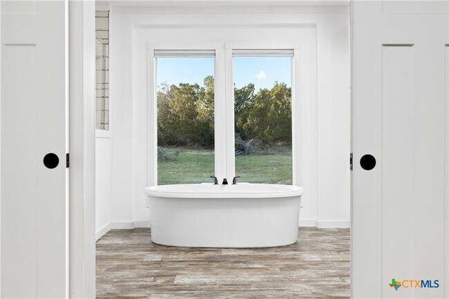 Building Photo - 2301 Wegner Rd