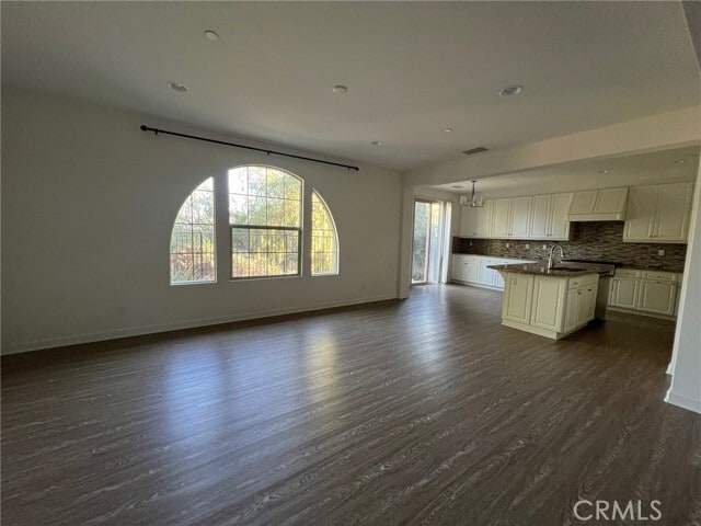 Building Photo - 14839 Crystal