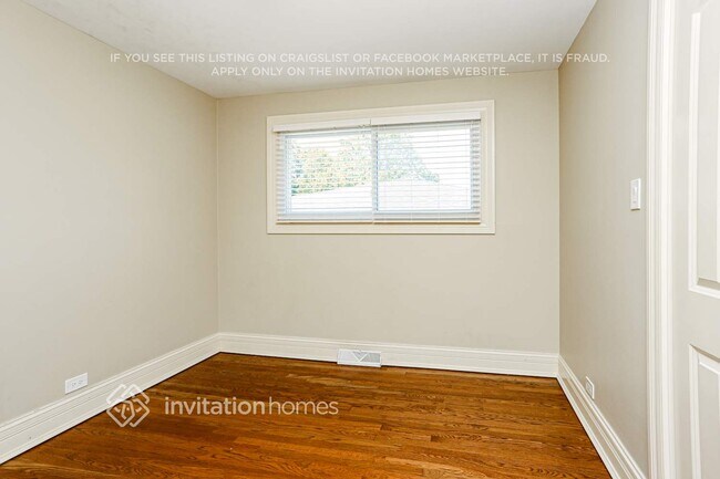 Building Photo - 47 Pamela Dr