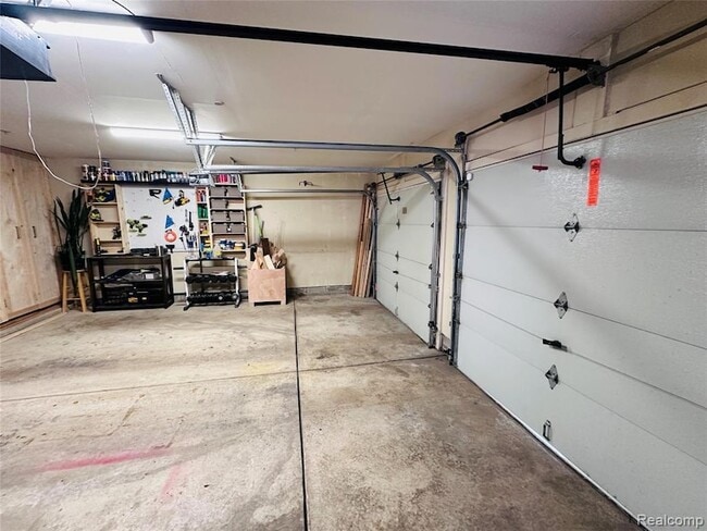 Building Photo - 28122 Carlton Way Dr