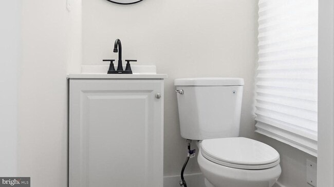 Building Photo - 5981 N 21st St