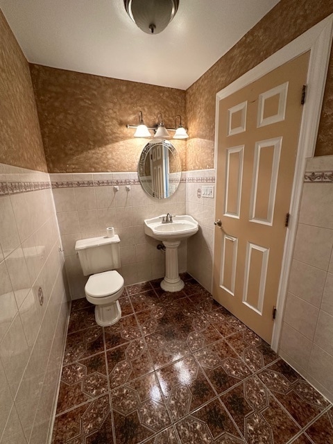 Building Photo - 2 Villa Verde Dr