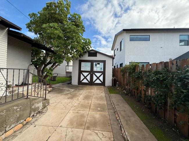 Building Photo - 4017 Alabama St