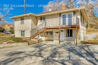 Building Photo - 902 Sullivan Dr