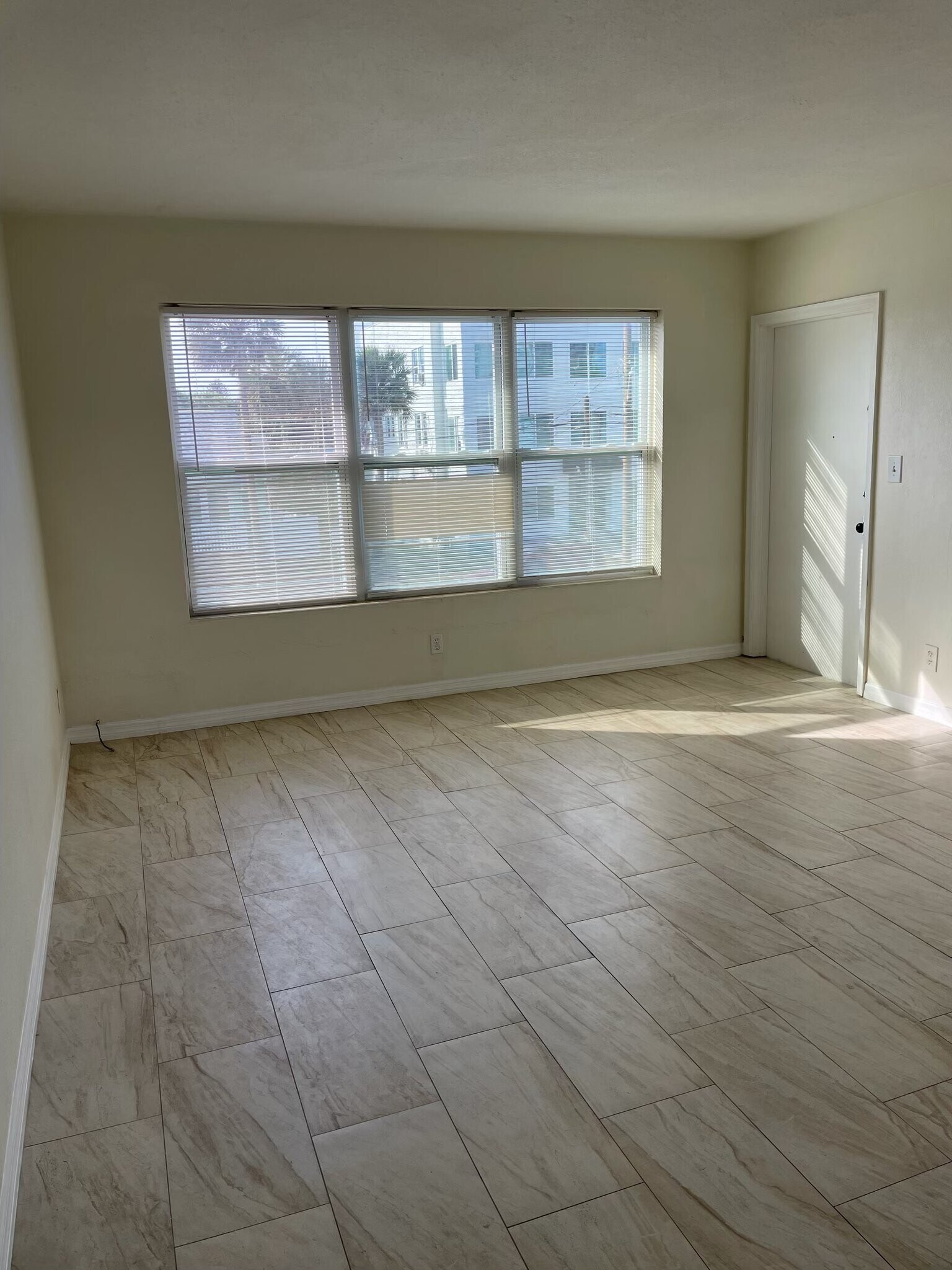 Building Photo - 600 Riverview Blvd