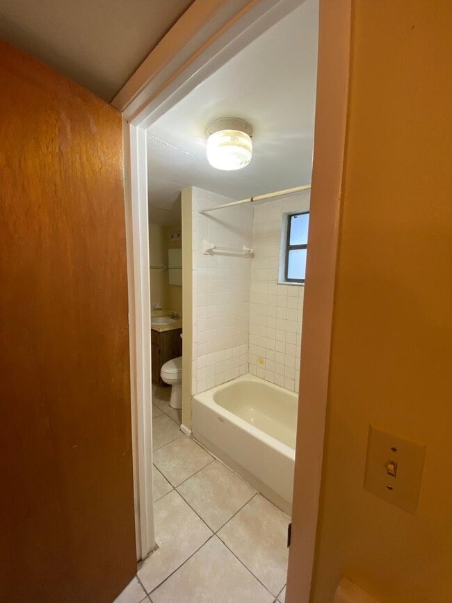 Building Photo - 67 Deena Way