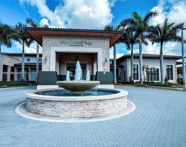 Building Photo - 8800 NW 98th Ct