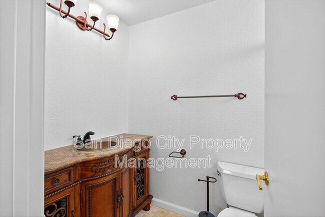 Building Photo - 4794 Arizona St