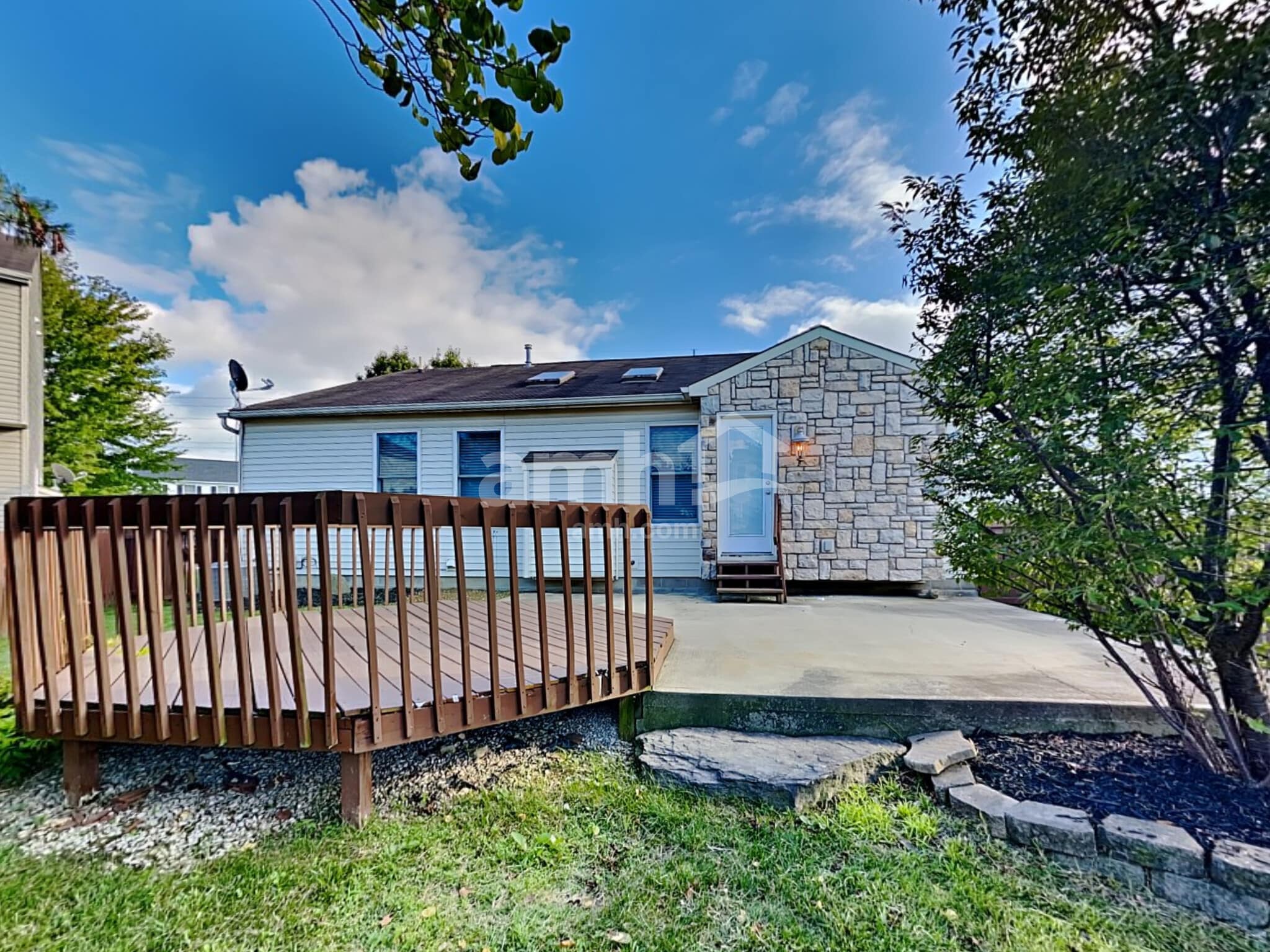 Building Photo - 1199 Onaway Ct
