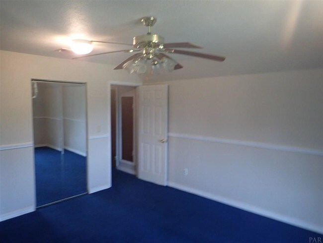 Building Photo - 2830 Hidden Springs Cir