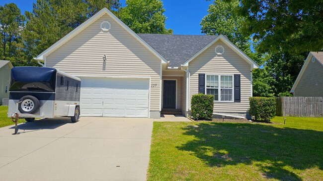 Building Photo - 3 BR 2 BA Aragona Village