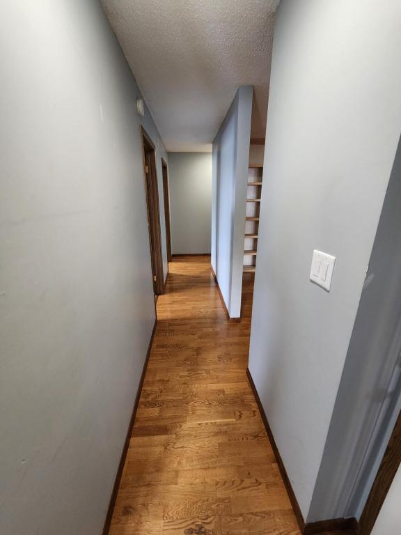 Building Photo - 2318 E Boulevard Ave