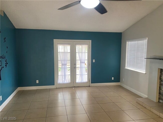 Building Photo - 2233 Placer Creek Ct
