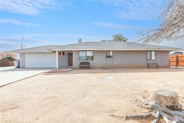 Primary Photo - 17733 Fresno St