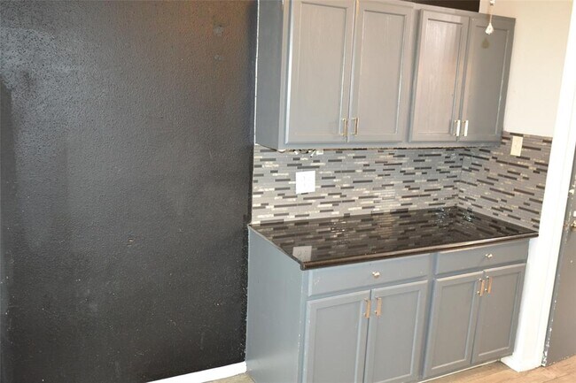 Building Photo - 20522 Burwood Cir