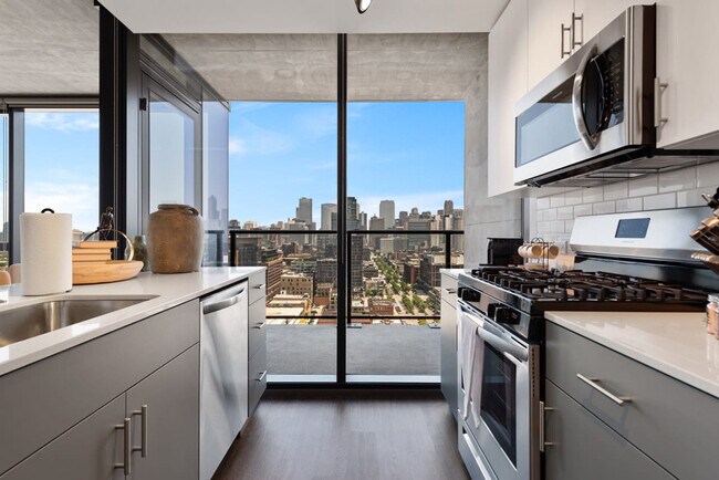 Building Photo - 1314 W Randolph St