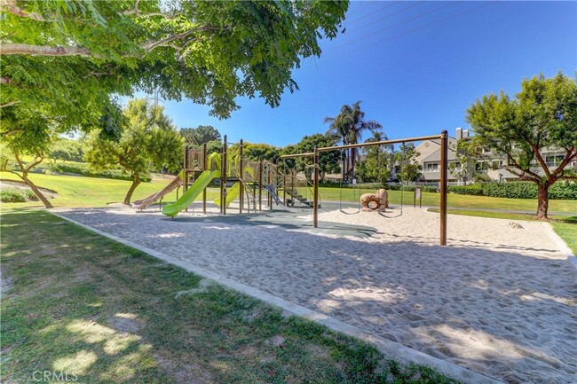 Building Photo - 97 Montara Dr