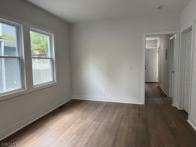 Building Photo - 186 Harrison Ave