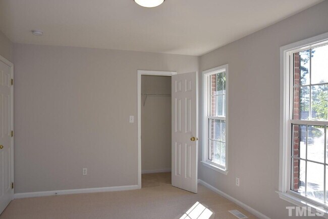 Building Photo - 5646 Picnic Rock Ln