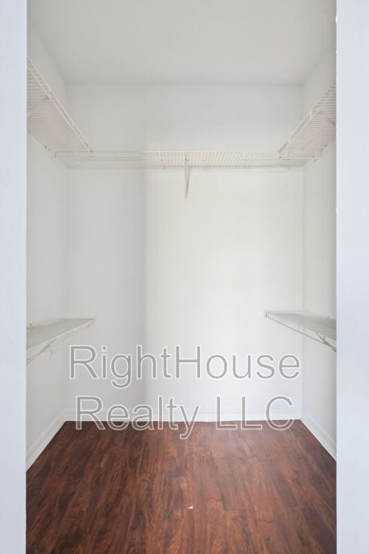 Building Photo - 6071 Westgate Dr