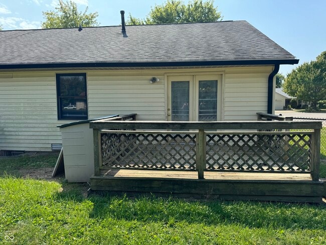 Building Photo - 972 Red Maple Ct