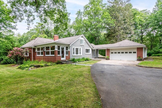 Primary Photo - 137 Rocky Hill Rd