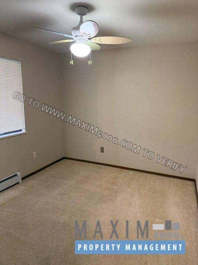 Building Photo - 3530 Ponderosa Way