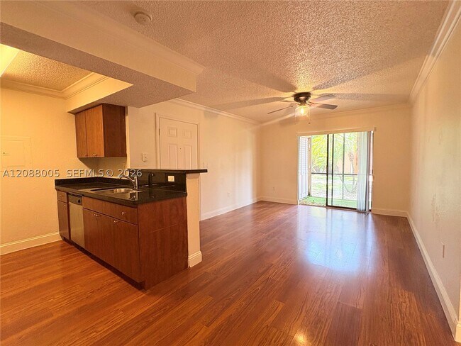 Building Photo - 15570 SW 105th Ln