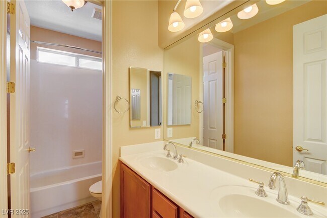 Building Photo - 8442 Elche Ct