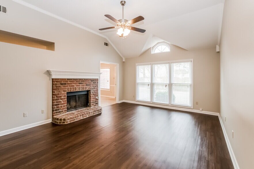 Building Photo - 2659 Country Downs Ln