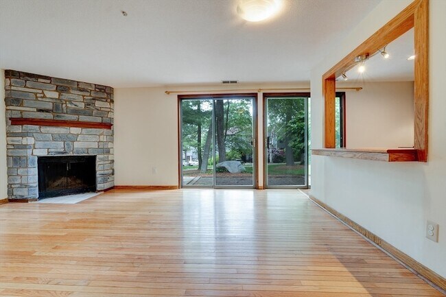 Building Photo - 236 Brown Bear Crossing
