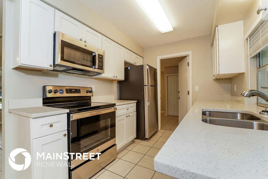 Building Photo - 3411 Spainwood Dr