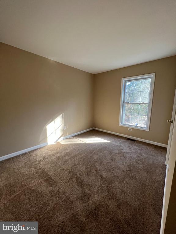 Building Photo - 21 Fort King Dr