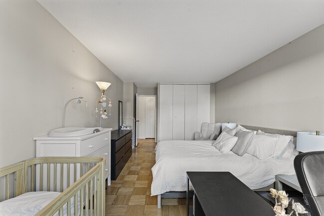 Building Photo - 151 Tremont St
