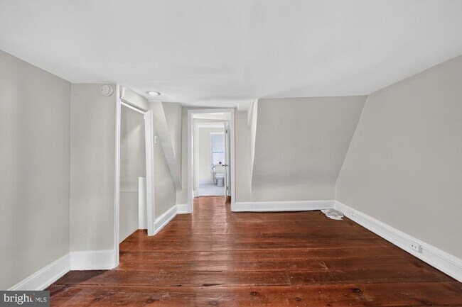 Building Photo - 130 Elfreth's Alley