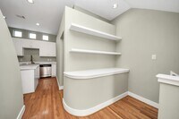 Building Photo - 8715 Meadowcroft Dr