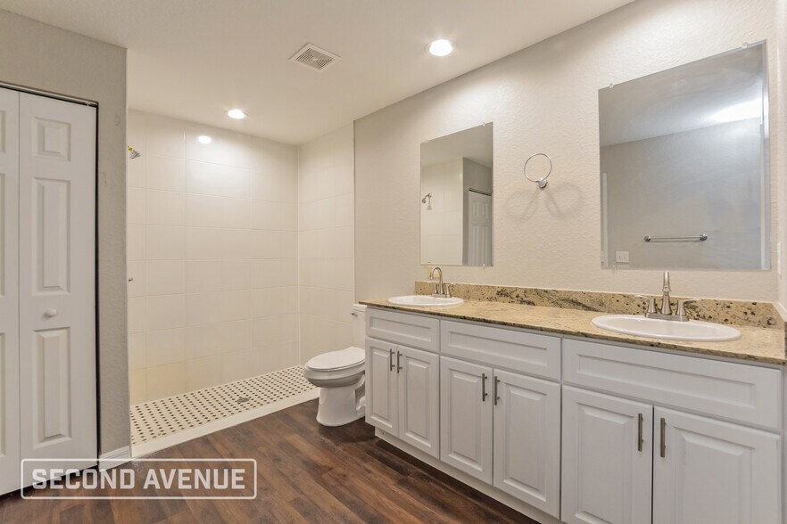 Building Photo - 15260 SW 43rd Ct