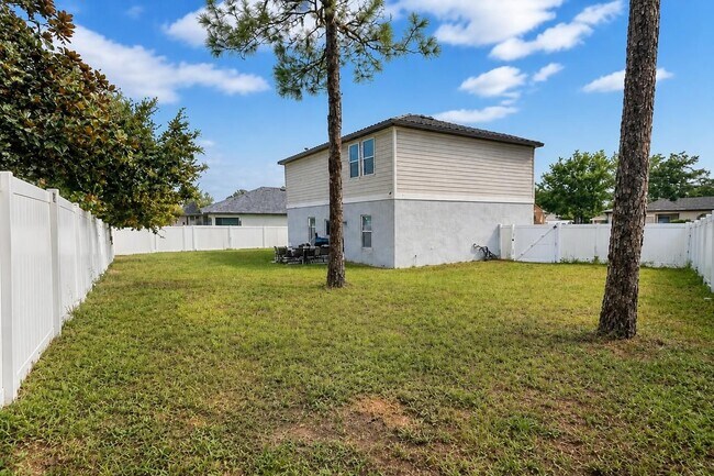 Building Photo - 1021 Margot Ln